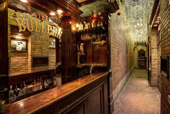 Chicago Originals: The Lodge Tavern - Your Chicago Guide