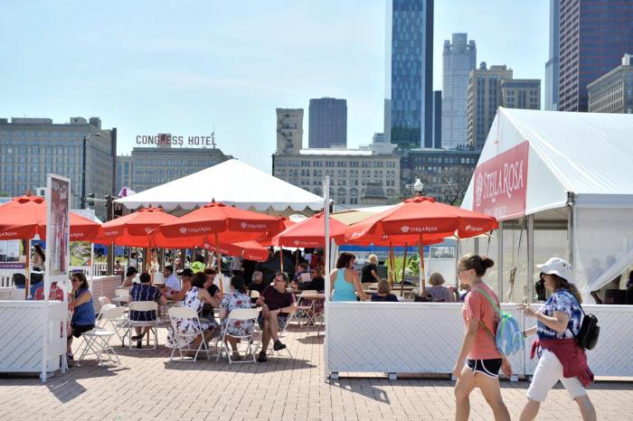 Taste of Chicago - women strolling in Grant Park