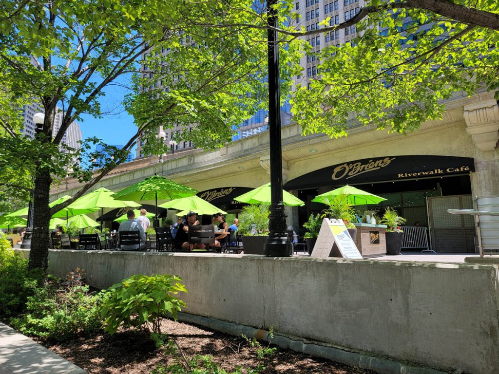 O'Brien's, a perennial favorite restaurant on the Chicago Riverwalk