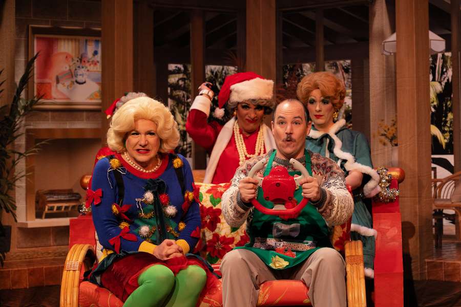 Recommended: The Golden Girls Save Xmas 5