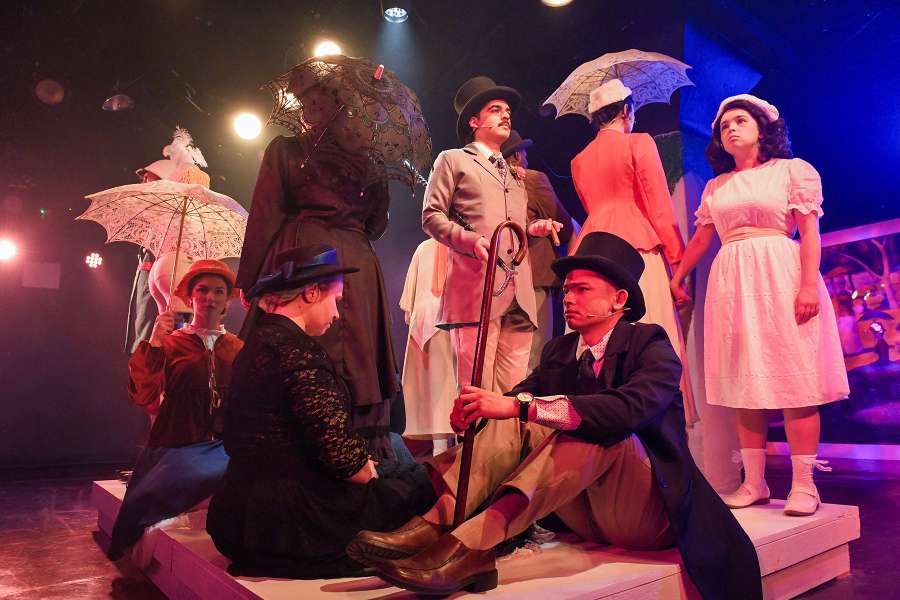 HIGHLY RECOMMENDED: SUNDAY IN THE PARK WITH GEORGE 3